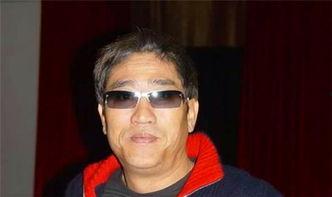 柯受良吃瓜看娱乐圈